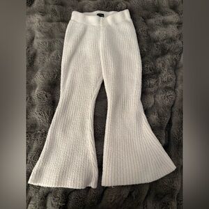 Wide leg long fluffy white pants girls size S (6/6x) by art class